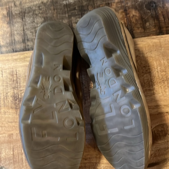 Fly London Flats (slight wedge) - Picture 2 of 8